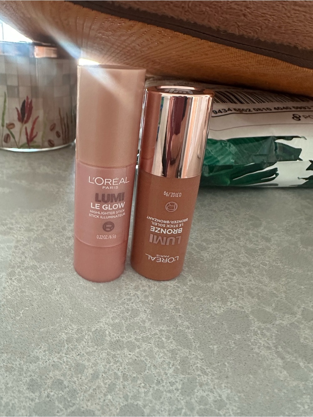 L'Oreal Lumi Le Glow Highlighter & Bronze Stick Duo - Pink Rose & Bronze